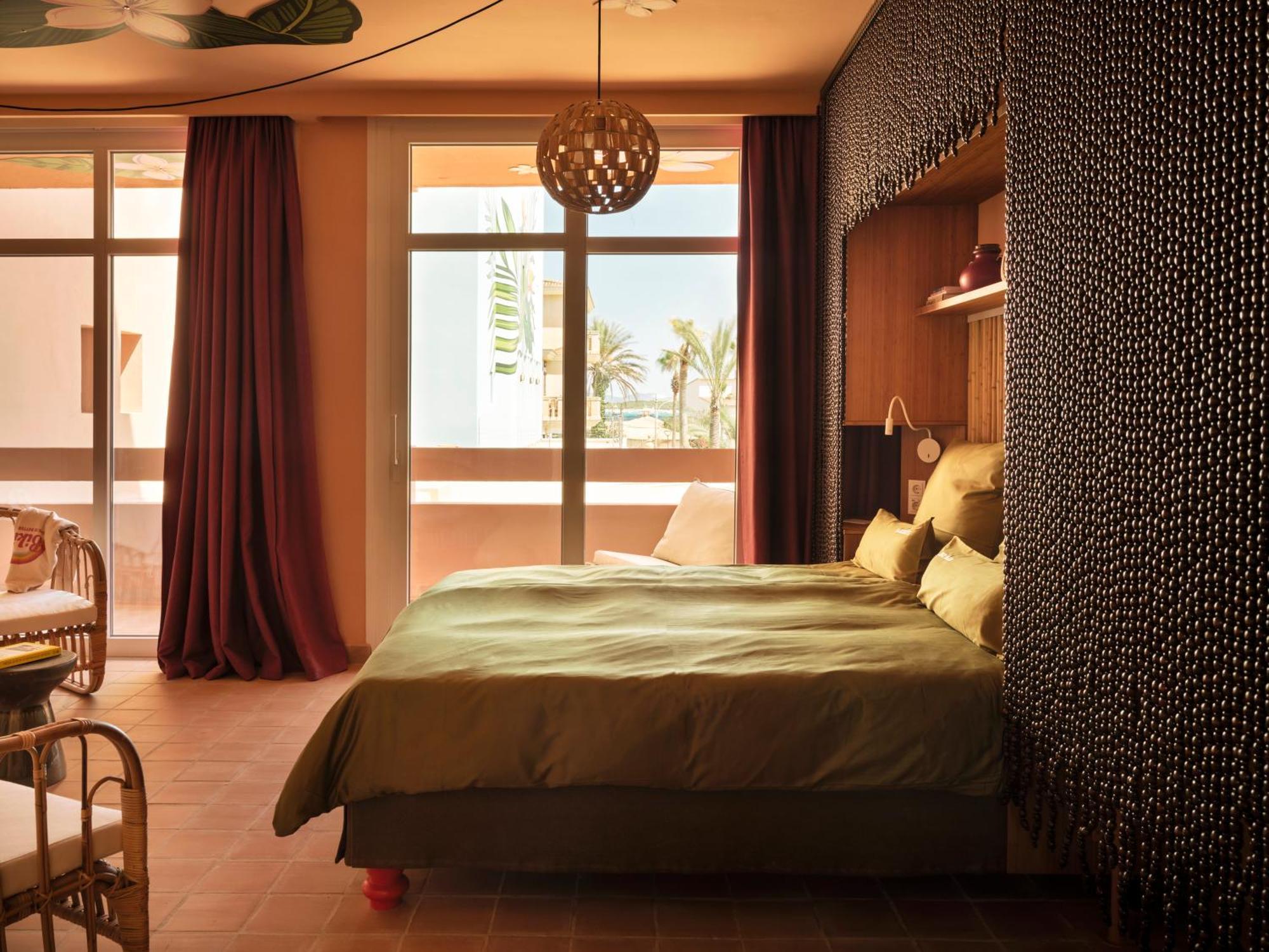 Bikini Island & Mountain Hotel Es Trenc -Adults Only- Colonia de Sant Jordi Esterno foto