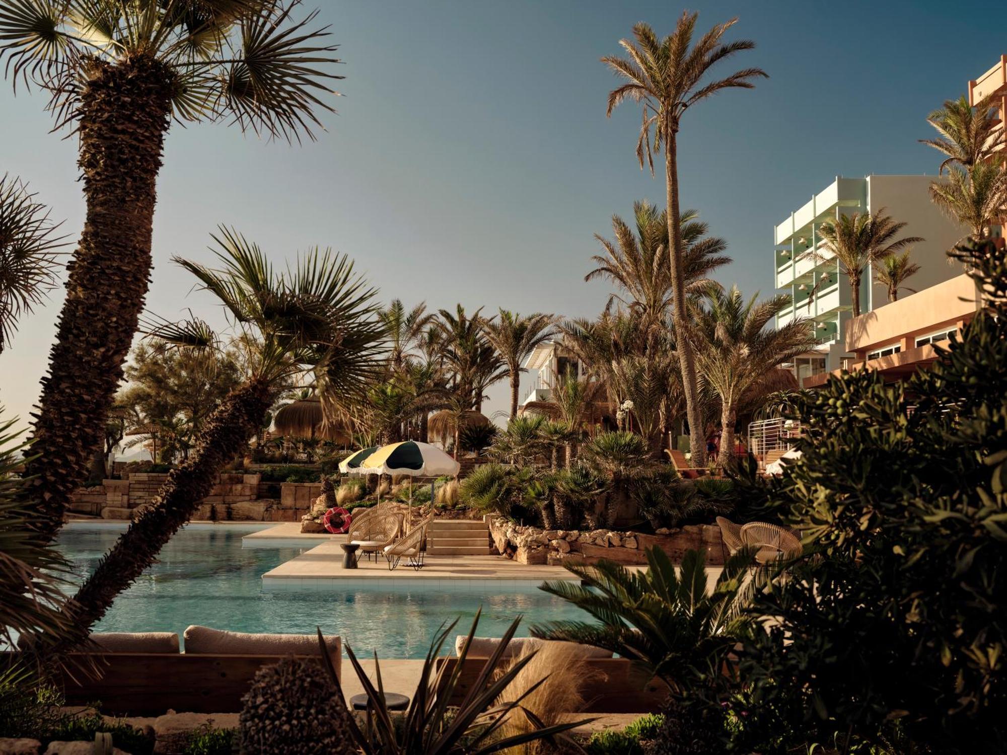 Bikini Island & Mountain Hotel Es Trenc -Adults Only- Colonia de Sant Jordi Esterno foto