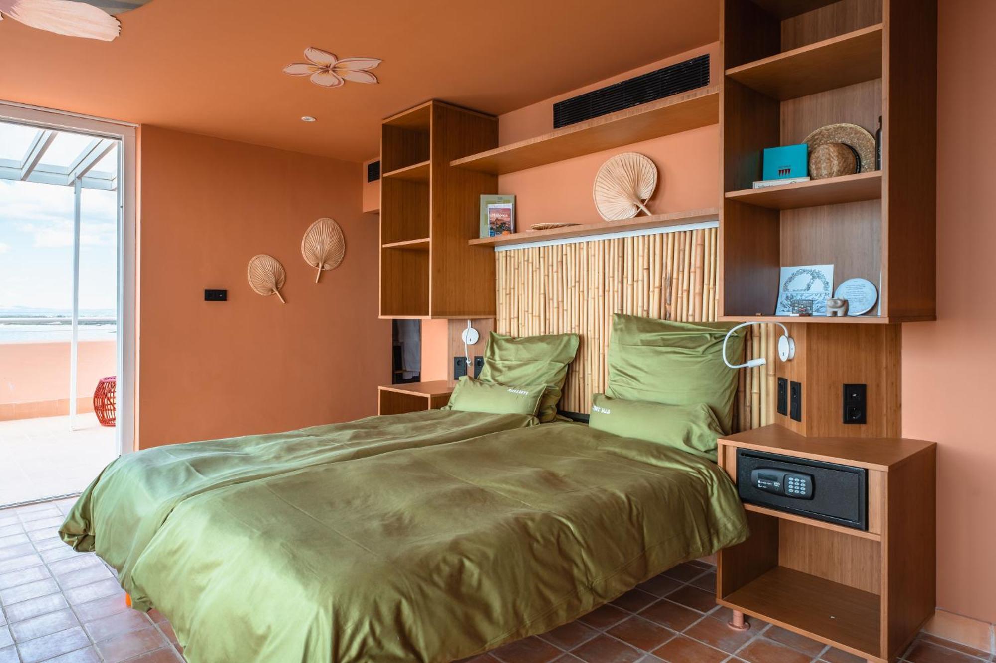 Bikini Island & Mountain Hotel Es Trenc -Adults Only- Colonia de Sant Jordi Esterno foto